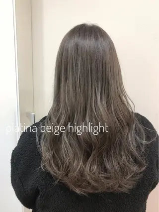 ロング カラー 大平 美沙のヘアスタイル