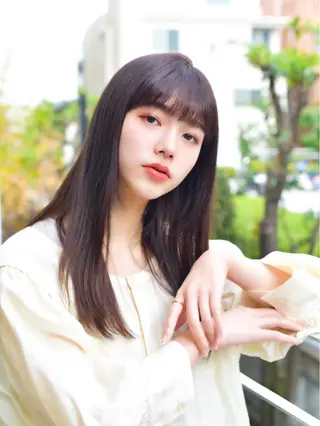 ロング 榎本 雪来のヘアスタイル