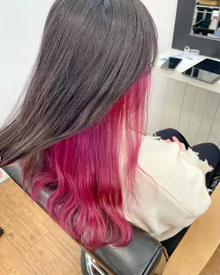 ロング 青木 優歩のヘアスタイル