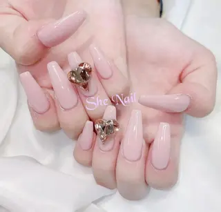 ネイル ISA_ BELLAのネイルデザイン