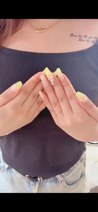 ネイル ESPOIR Ｎのネイルデザイン