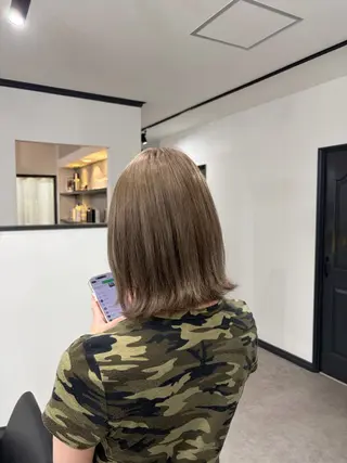 ミディアム カラー 長谷川 さくらのヘアスタイル