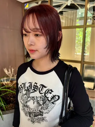 ショート カラー 中野 芽郁のヘアスタイル