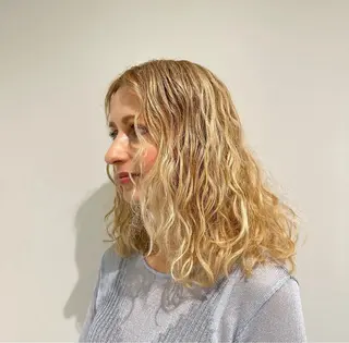 セミロング カラー 🫧RYOブリーチ /透け感カラー🫧のヘアスタイル