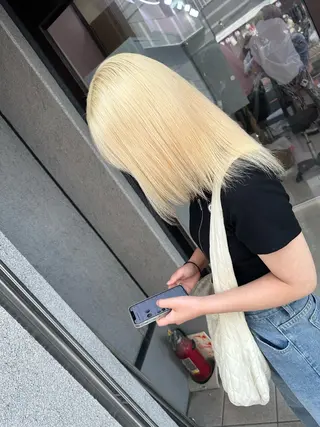 ミディアム カラー ブリーチ特化🌈 MANATOのヘアスタイル