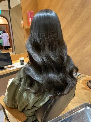 ロング 透明感カラー🇰🇷 レイヤー✨桑原　研太のヘアスタイル