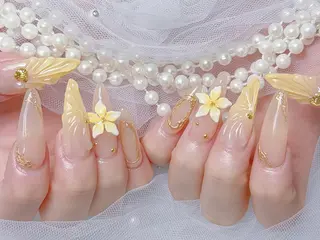 ネイル リリ 奈🎀のネイルデザイン