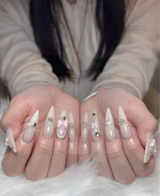 ネイル Eli Muse 新宿ネイルのネイルデザイン