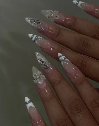 ネイル NiJi Nailsのネイルデザイン