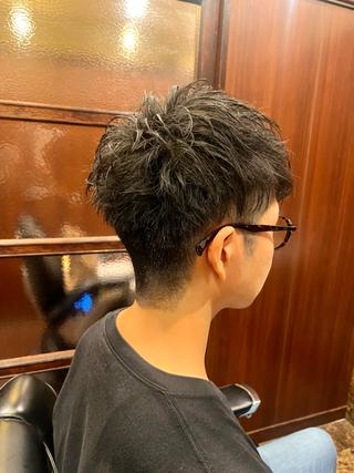 メンズ ヒロ銀座川崎 志田健介のヘアスタイル