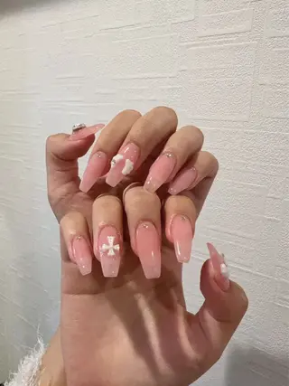 ネイル D-BEAUTY Nailsalonのネイルデザイン