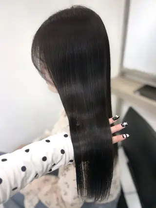ロング yuuka 🖤韓国ヘア🖤のヘアスタイル