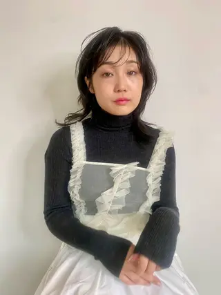 ミディアム 増井 彩乃のヘアスタイル