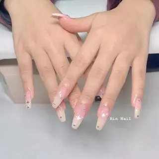 ネイル Hin Nailのネイルデザイン