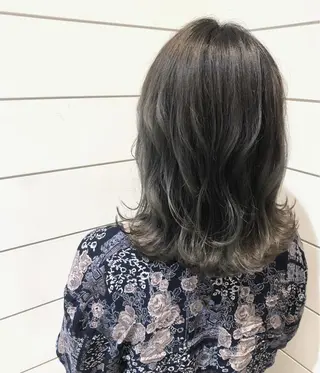 ミディアム カラー 🍊新宿南口🍊 ERINAのヘアスタイル