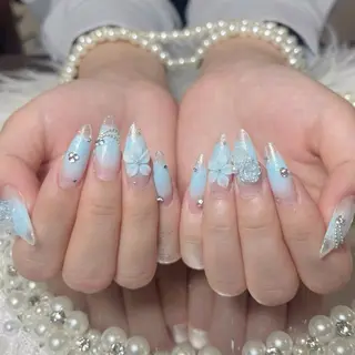 ネイル Julie Nail Hinのネイルデザイン
