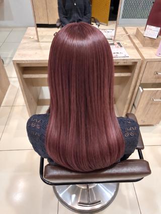 カラー Nanami ナナミのヘアスタイル