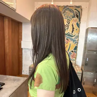 セミロング カラー ミカミモエ/ ベージュカラーのヘアスタイル