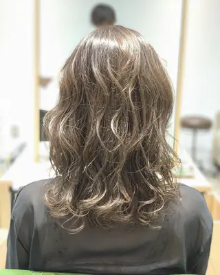 セミロング topstylist 満足度⭐️堀川星哉のヘアスタイル