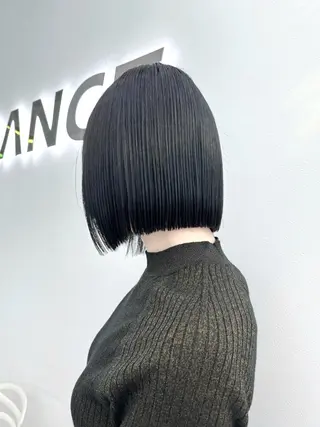 ショート カラー ヘアアレンジ 縮毛矯正🤍 ボブ/ HIKARIのヘアスタイル
