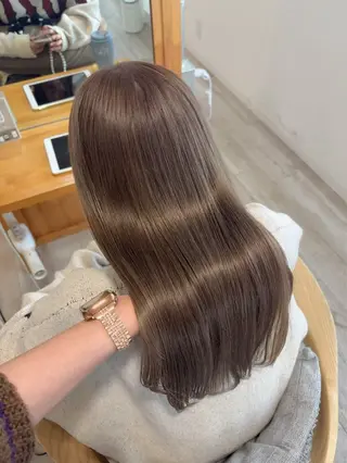 ロング 佐藤 亜加梨のヘアスタイル