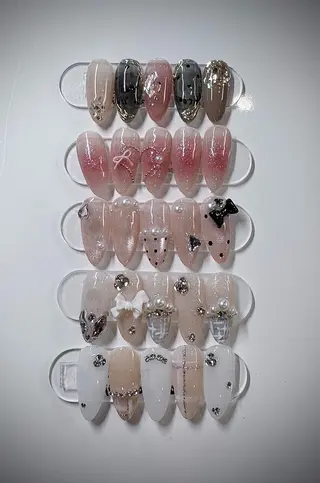 ネイル I-nailロング /ワンホン/キラキラのネイルデザイン