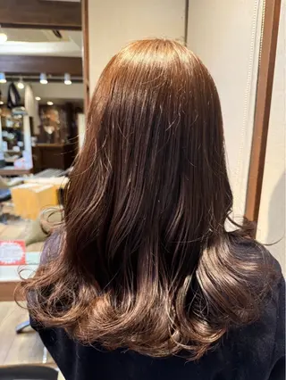 ロング カラー カツヤマ モエのヘアスタイル