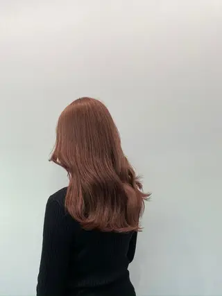 カラー トレンドカラー MAHOのヘアスタイル