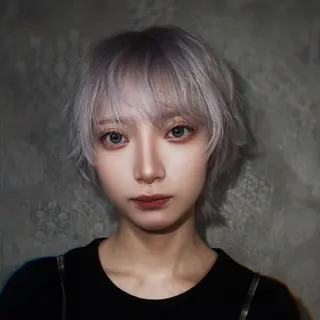ショート カラー ハイトーン/レイヤー しゅーたのヘアスタイル