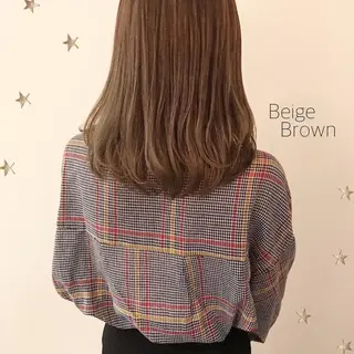 セミロング カラー 市川 千夏のヘアスタイル