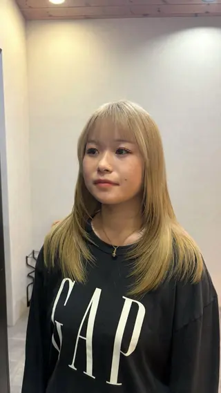 セミロング Mayuka ：）のヘアスタイル