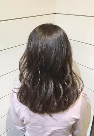 セミロング カラー 🍊新宿南口🍊 ERINAのヘアスタイル