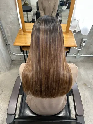 セミロング 🌟髪質改善と艶 ✨相場つかさのヘアスタイル