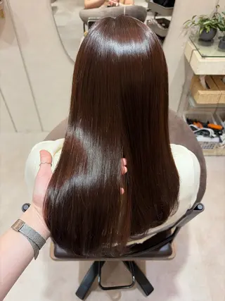 ロング カラー 白浜 サキのヘアスタイル