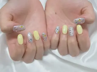 ショート 中道 彩花のネイルデザイン