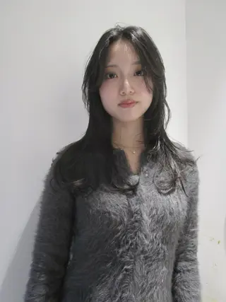 ロング カラー yu maのヘアスタイル