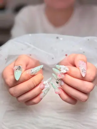 ネイル Cloudy Chan Nailのネイルデザイン