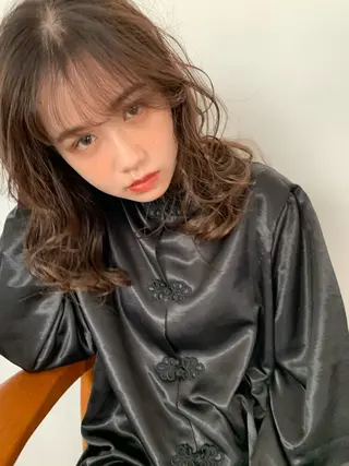 セミロング カラー パーマ 江原 実来のヘアスタイル
