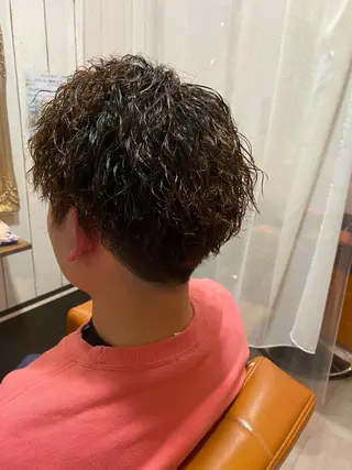 パーマ メンズ 岡垣 幸汰のヘアスタイル