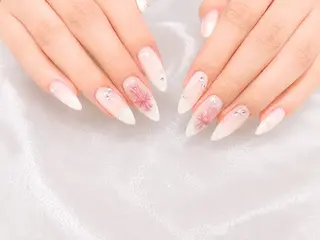 ネイル SATO SHIORIのネイルデザイン