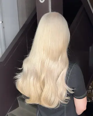 ロング カラー ブリーチ ハイトーン 特化🌈フジタハルキのヘアスタイル