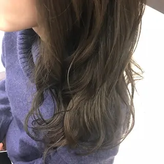 セミロング カラー Oopsレイヤー 加藤澄都のヘアスタイル