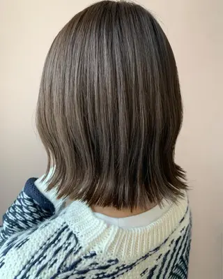 ミディアム カラー hubhair レイヤー/透明感のヘアスタイル
