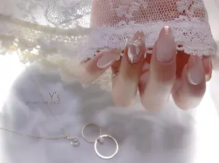 ネイル YUMI NAGAI のネイルデザイン