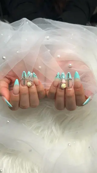 ネイル RUNA Nemnailのネイルデザイン