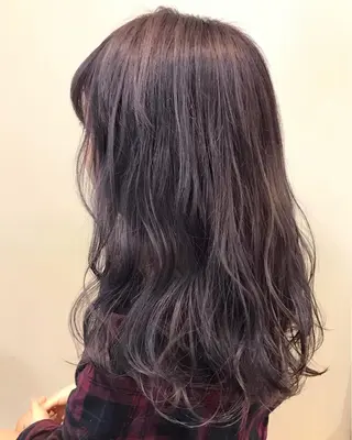 ロング カラー 🍋透け感カラー🍃 オリーブ🍐Kahoのヘアスタイル