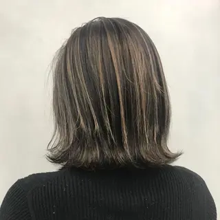 ショート カラー ブリーチ&髪質改善 TAIGAのヘアスタイル