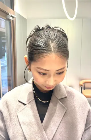 セミロング ヘアアレンジ ユウ 二子玉川駅 半個室サロンのヘアスタイル