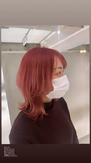ミディアム カラー カジュアルを女っぽく 𝗮𝘆𝗮𝗰𝗼のヘアスタイル