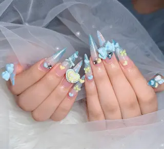ネイル Lenie Nail Salonのネイルデザイン
